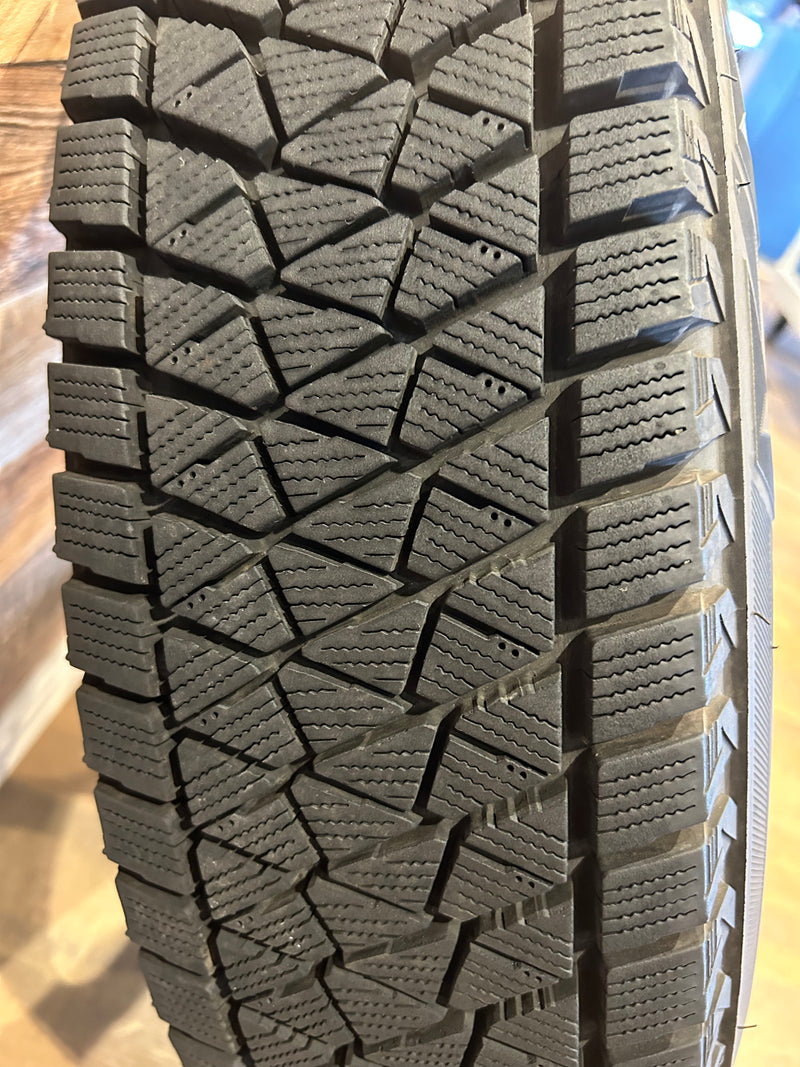 ギャラリービューアに画像をロードする, K15-0003ブリヂストン ブリザックDM-V2 175/80R16