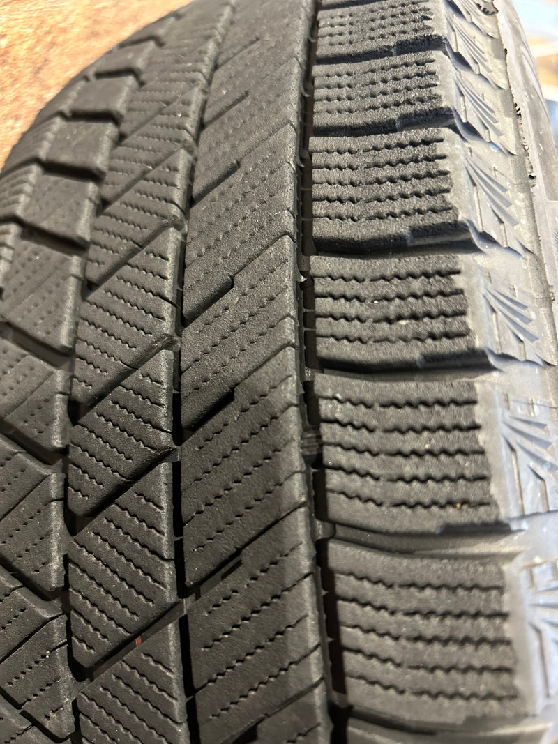 ギャラリービューアに画像をロードする, F14-0007ブリヂストン ブリザックVRX3 175/65R14