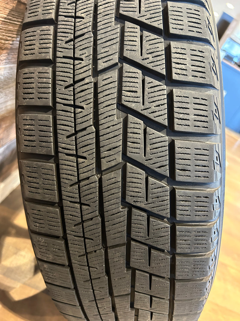 ギャラリービューアに画像をロードする, F16-0004ヨコハマ アイスガードⅰG60 205/60R16