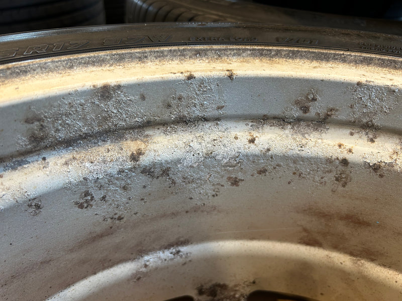 ギャラリービューアに画像をロードする, F17-0005ヨコハマ ADVAN V701 235/45R17