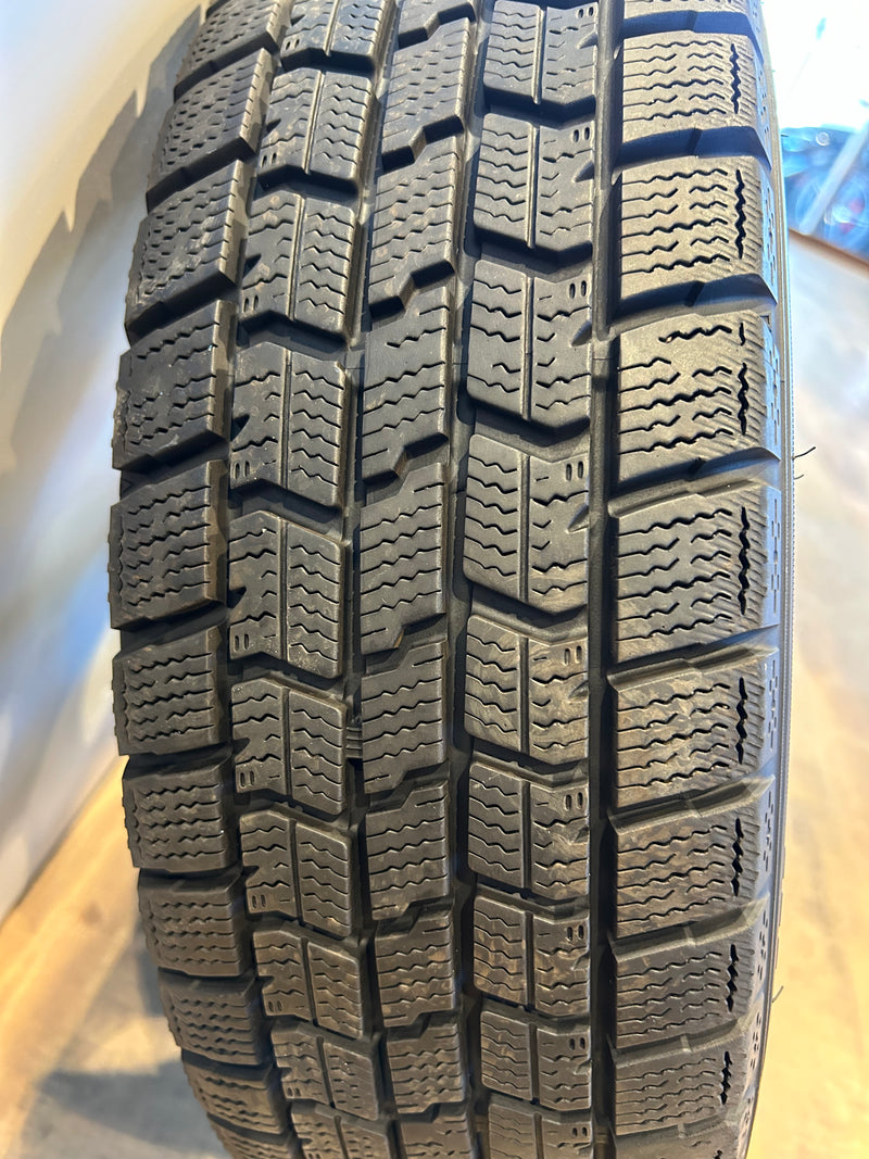 ギャラリービューアに画像をロードする, K15-0010グッドイヤーアイスナビ7165/55R15スタッドレス