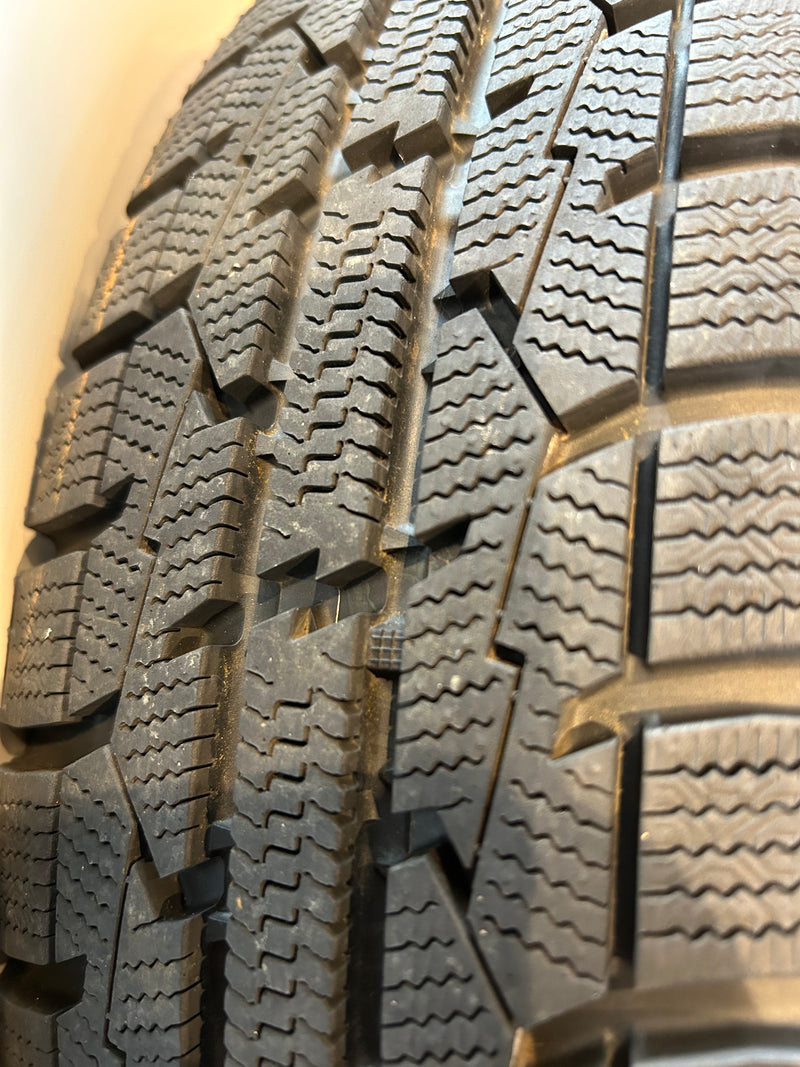 ギャラリービューアに画像をロードする, F13-0002トーヨーガリットGIZ155/80R13スタッドレス