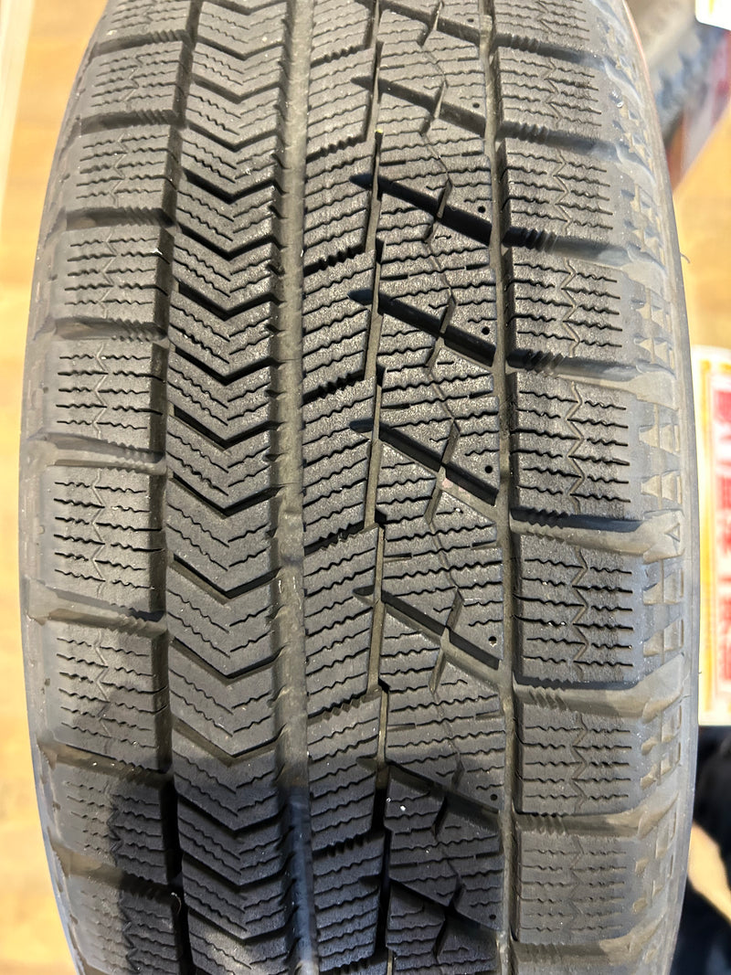 ギャラリービューアに画像をロードする, K15-0012ブリヂストンVRX165/60R15スタッドレス