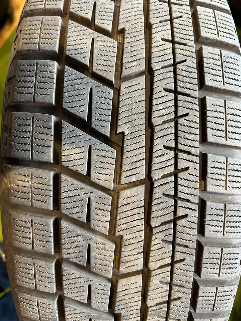 ギャラリービューアに画像をロードする, F16-0016ヨコハマアイスガードIG60215/60R16スタッドレス
