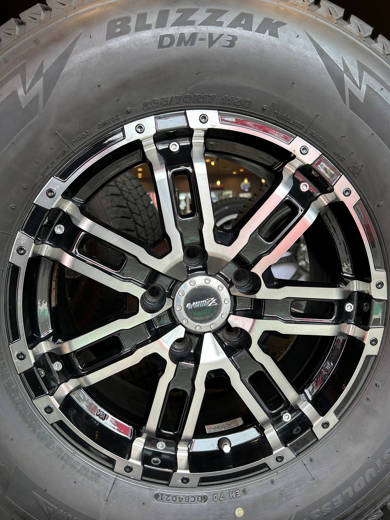 ギャラリービューアに画像をロードする, SUV-0014ブリヂストンDMV3265/70R17スタッドレス