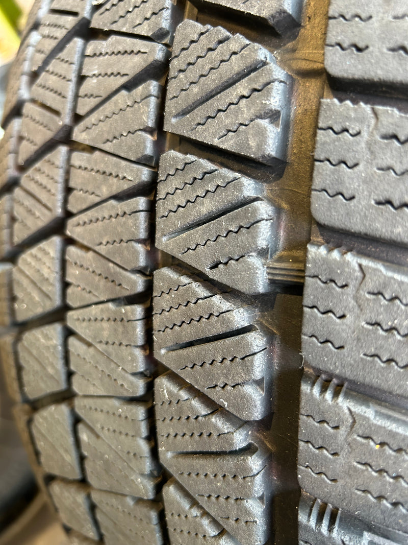 ギャラリービューアに画像をロードする, SUV-0014ブリヂストンDMV3265/70R17スタッドレス