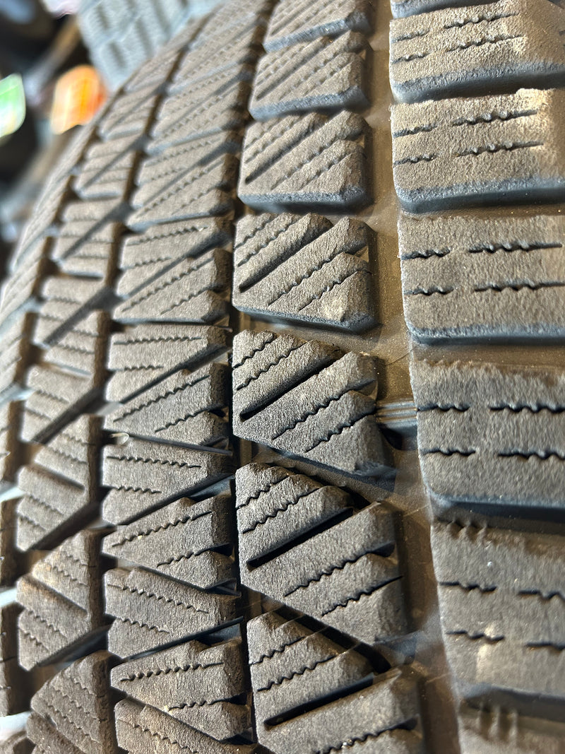 ギャラリービューアに画像をロードする, SUV-0016ブリヂストンDMV3225/60R17スタッドレス
