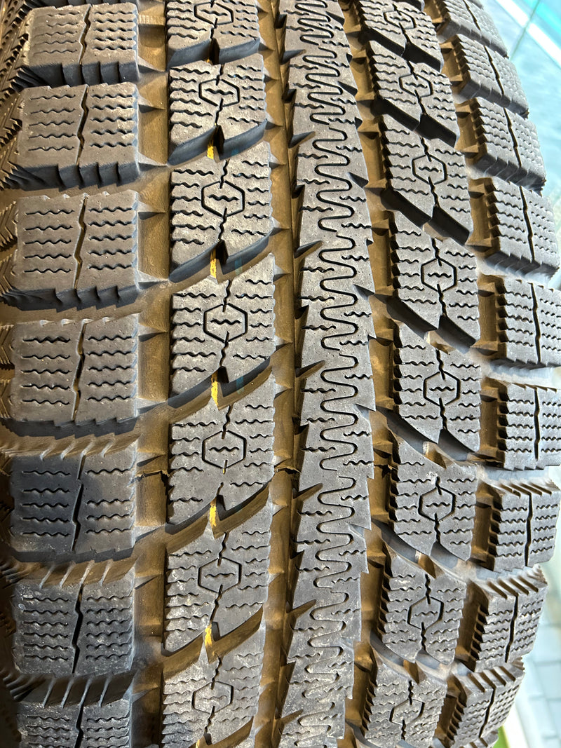 ギャラリービューアに画像をロードする, SUV-0019トーヨーGSi-5265/65R17スタッドレス