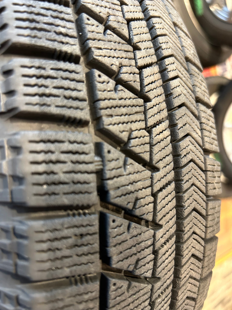 ギャラリービューアに画像をロードする, K14-0031ブリヂストンVRX155/65R14スタッドレス