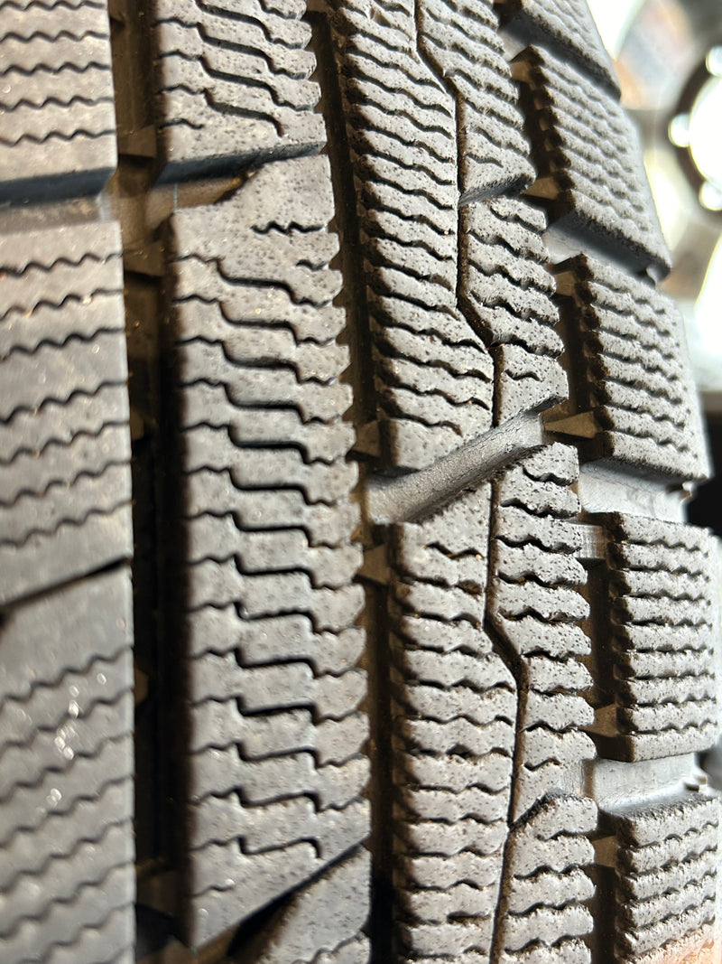 ギャラリービューアに画像をロードする, SUV-0020トーヨーウィンタートランパスTX225/65R17スタッドレス