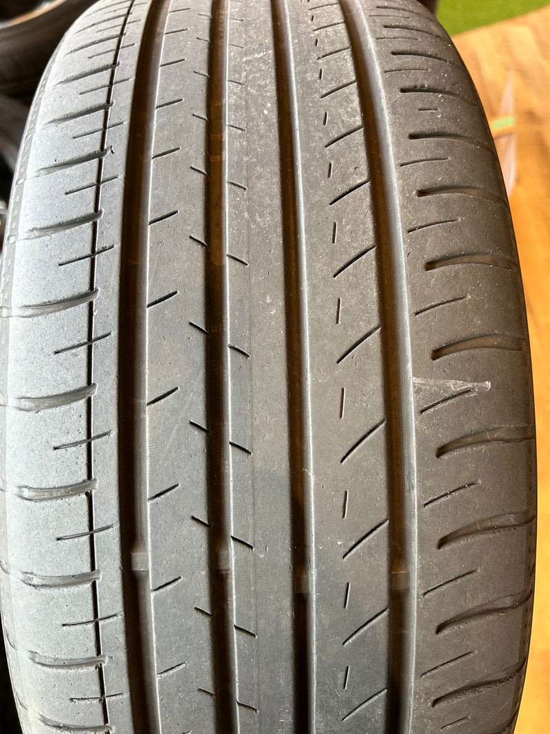 ギャラリービューアに画像をロードする, F17-0013ヨコハマブルーアース205/50R17夏タイヤ