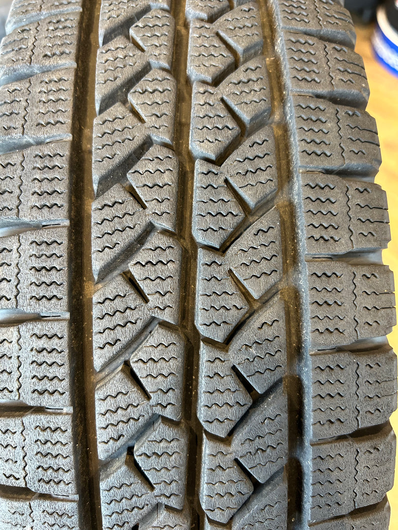 ギャラリービューアに画像をロードする, V-0008ブリヂストンブリザック VL1185/80R14スタッドレス