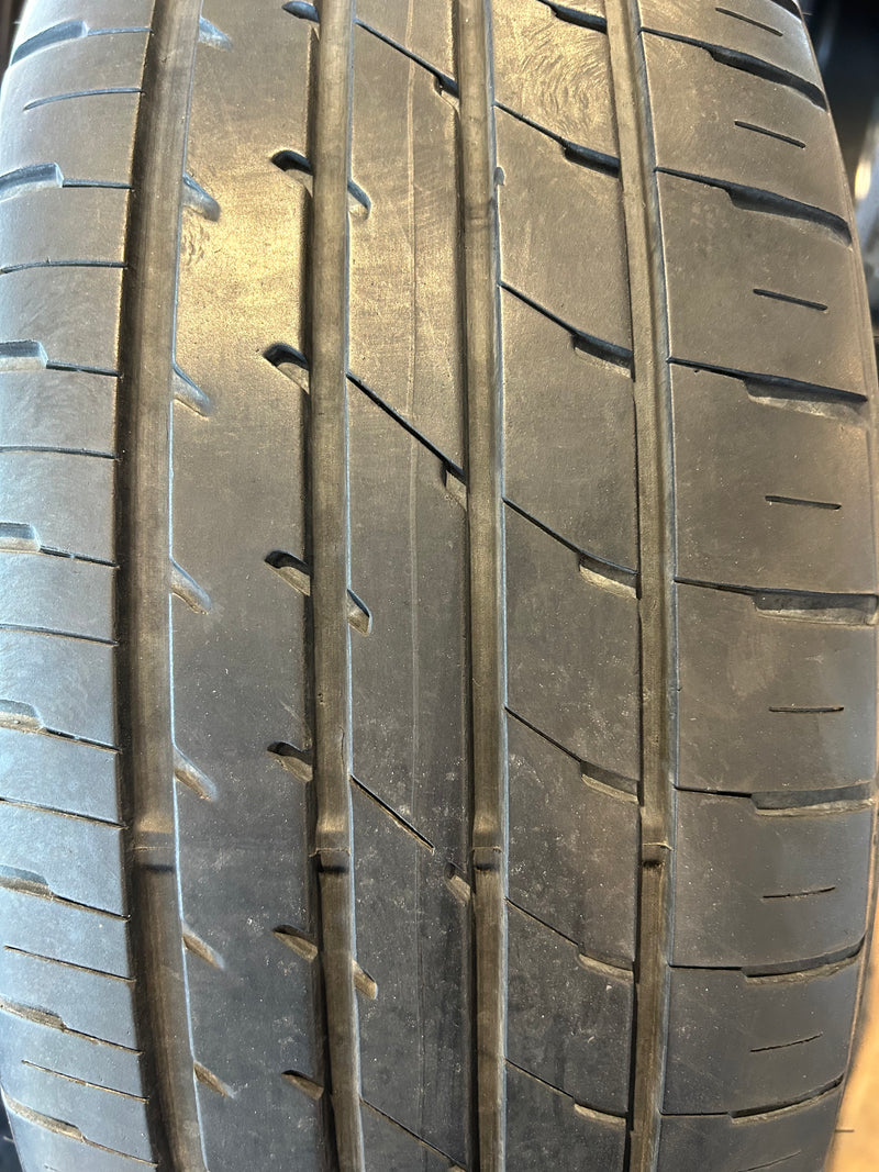 ギャラリービューアに画像をロードする, F17-0019ダンロップエナセーブRV504215/60R17夏タイヤ