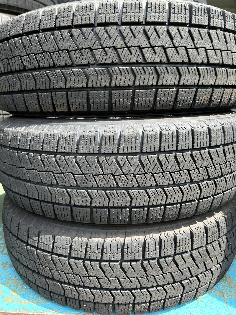 ギャラリービューアに画像をロードする, K13-0015ブリヂストンVRX2155/65R13スタッドレス