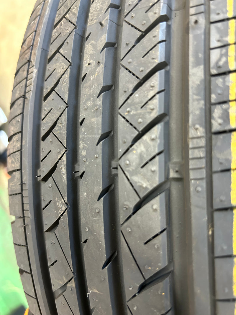 ギャラリービューアに画像をロードする, F15-0045輸入タイヤLauFenn GFIT175/65R15夏タイヤ