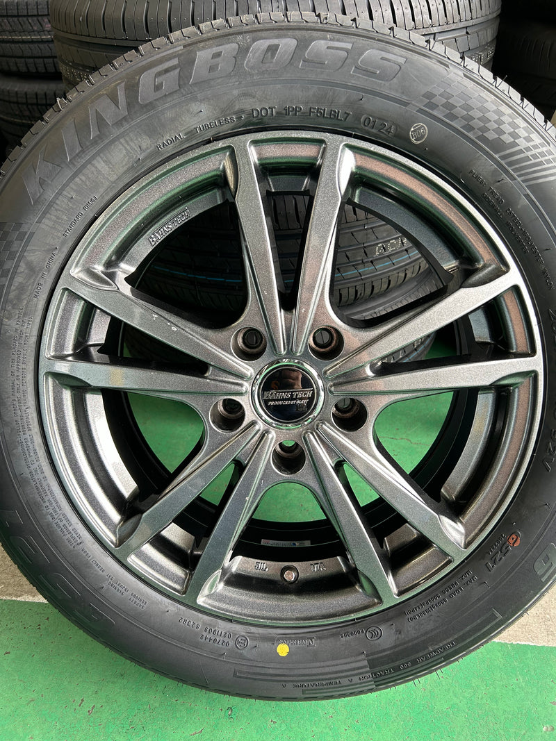 ギャラリービューアに画像をロードする, F16-0031海外製G521205/60R16夏タイヤ