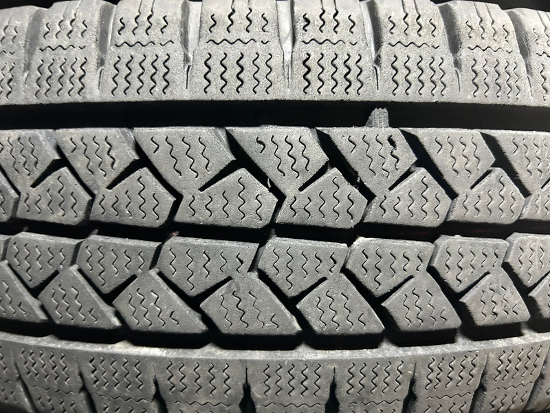 ギャラリービューアに画像をロードする, T-033ブリヂストンブリザック VL1195/80R15 スタッドレス