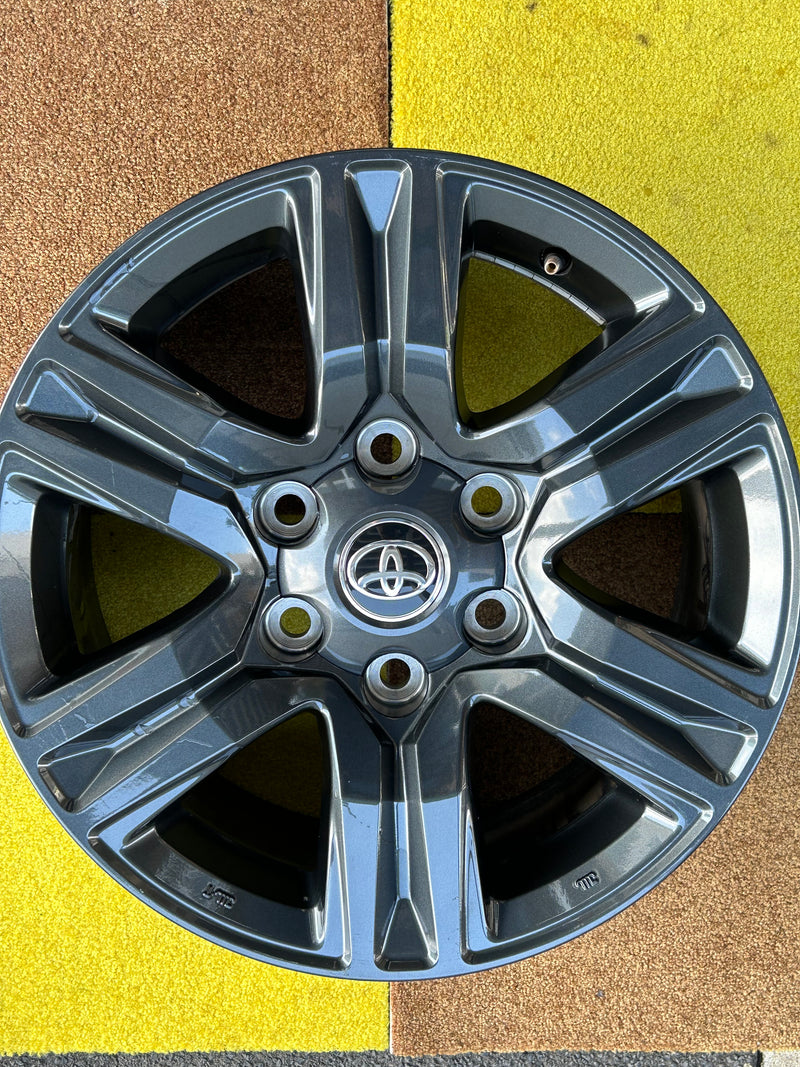 ギャラリービューアに画像をロードする, H-005トヨタ17x7.5+30 6-139