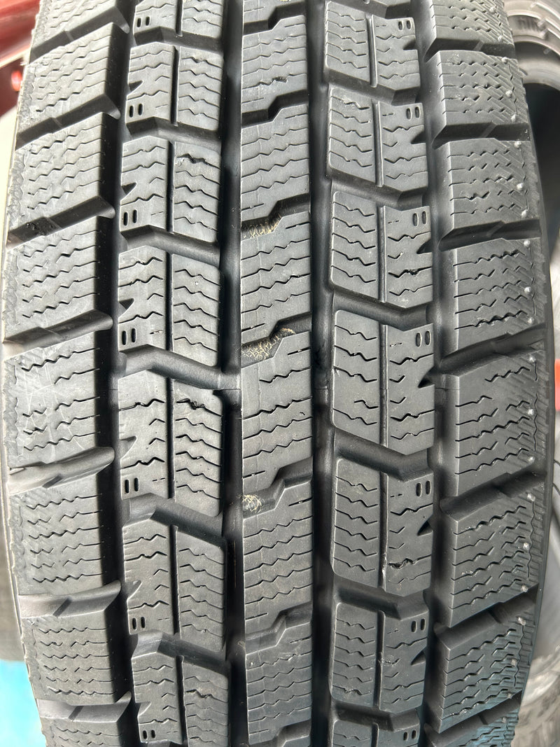 ギャラリービューアに画像をロードする, T-047グッドイヤーアイスナビ7165/55R15 スタッドレス