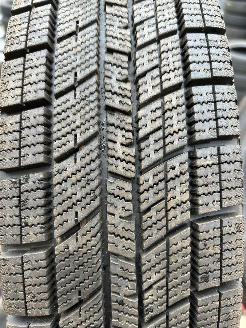 ギャラリービューアに画像をロードする, T-084ナンカンアイスアクティバ AW-1175/80R16 スタッドレス