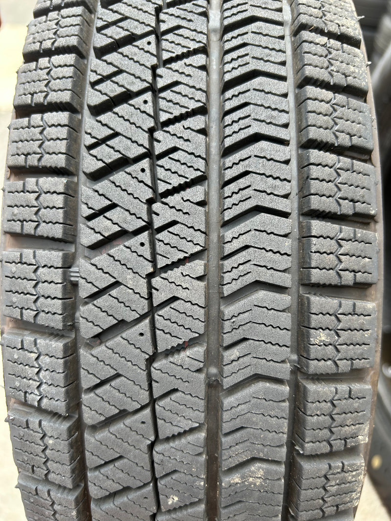 ギャラリービューアに画像をロードする, T-090ブリヂストンブリザック VRX2155/65R13 スタッドレス