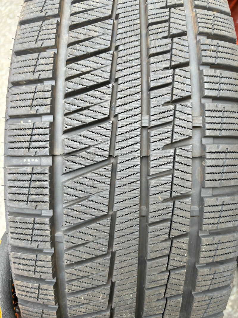 ギャラリービューアに画像をロードする, F16-0037海外製GRIPMAX205/60R16スタッドレス