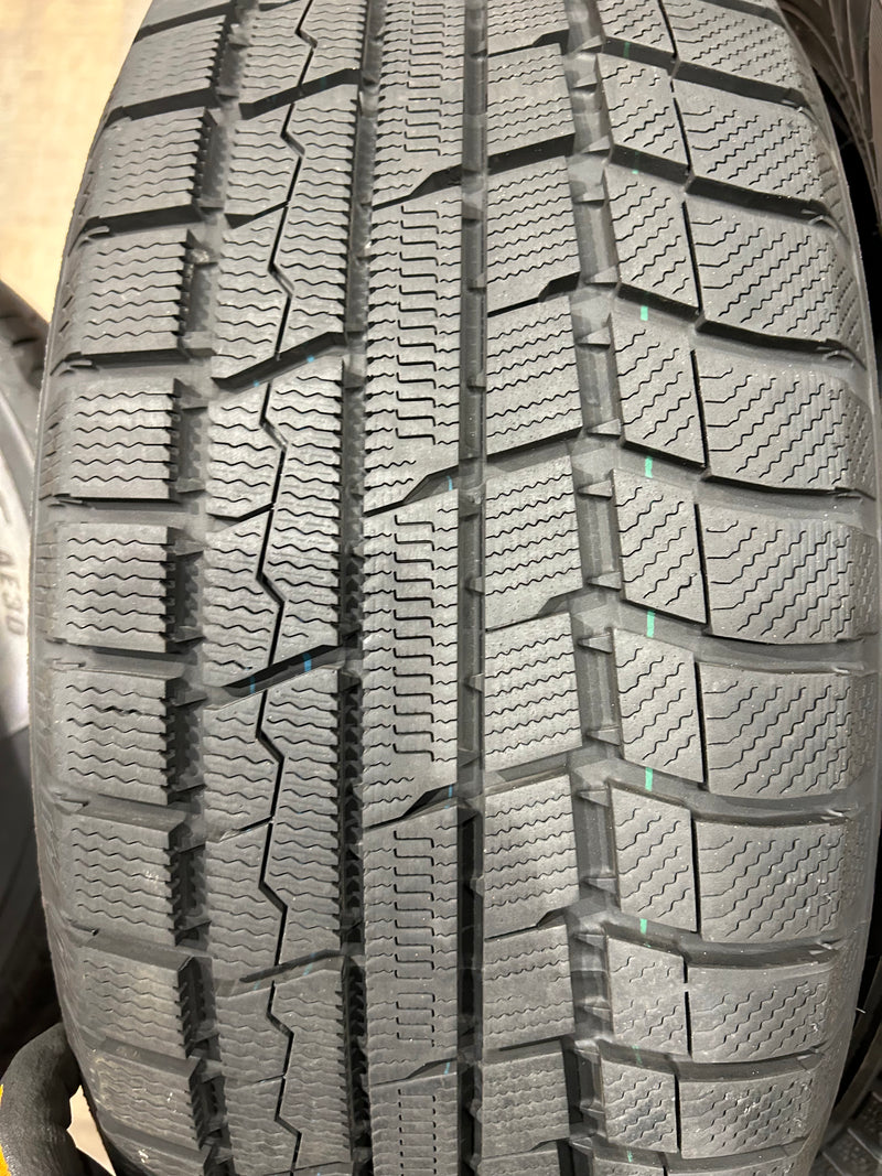 ギャラリービューアに画像をロードする, T-133トーヨーウィンタートランパスTX225/55R18 スタッドレス