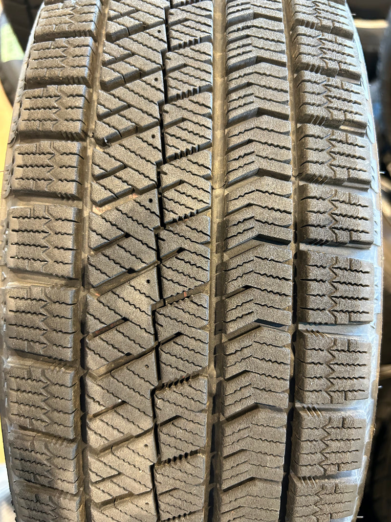 ギャラリービューアに画像をロードする, F15-0059ブリヂストンブリザック VRX2175/65R15スタッドレス