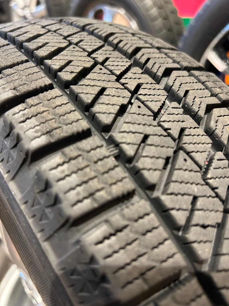 ギャラリービューアに画像をロードする, K14-0059ブリヂストンブリザック VRX2155/65R14スタッドレス
