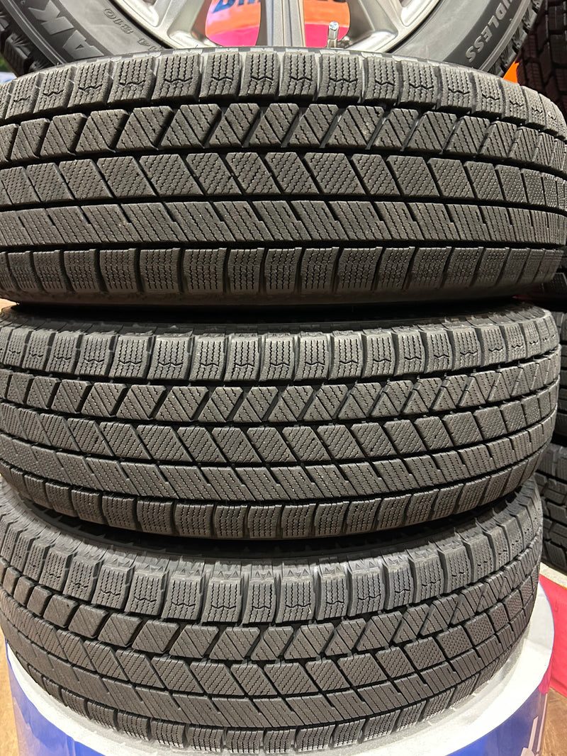 ギャラリービューアに画像をロードする, K14-0061ブリヂストンブリザック VRX3165/70R14スタッドレス