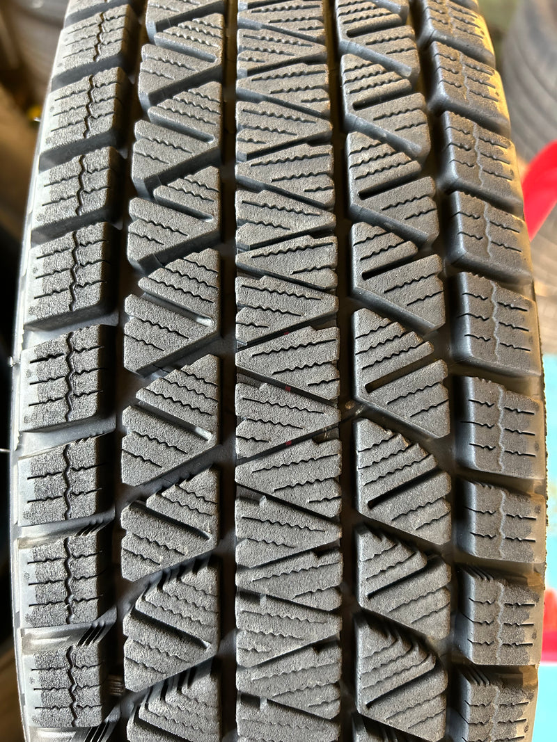 ギャラリービューアに画像をロードする, T-146ブリヂストンブリザック DM-V3175/80R16 スタッドレス