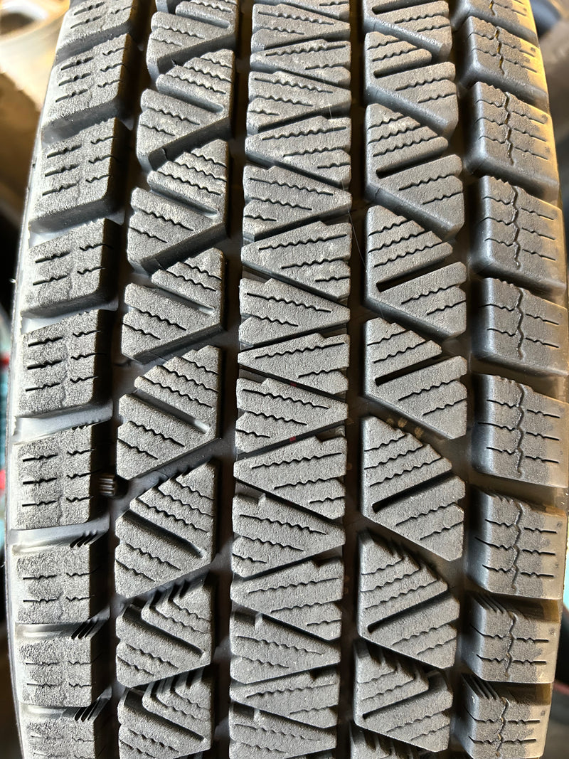ギャラリービューアに画像をロードする, T-146ブリヂストンブリザック DM-V3175/80R16 スタッドレス