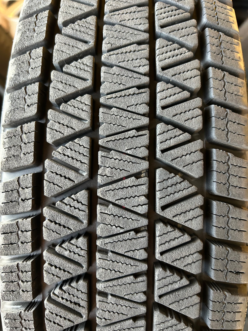 ギャラリービューアに画像をロードする, T-146ブリヂストンブリザック DM-V3175/80R16 スタッドレス