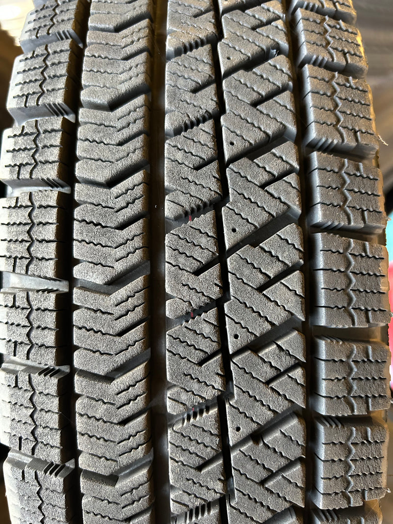 ギャラリービューアに画像をロードする, T-147ブリヂストンブリザック VRX2155/80R13 スタッドレス