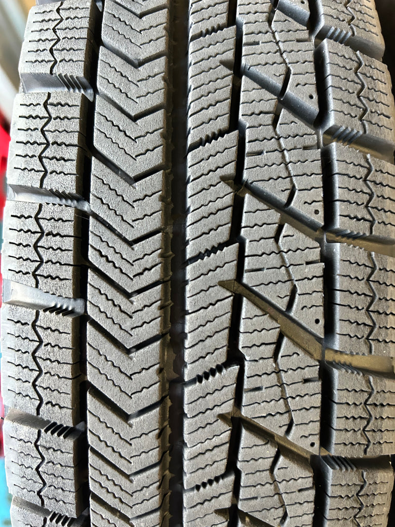 ギャラリービューアに画像をロードする, T-149ブリヂストンブリザック VRX145/80R13 スタッドレス