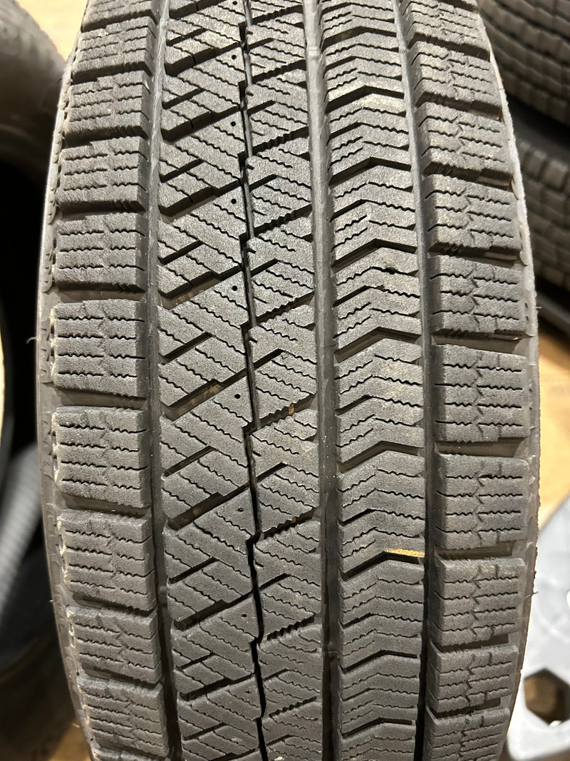 ギャラリービューアに画像をロードする, T-151ブリヂストンブリザック VRX2165/65R14 スタッドレス
