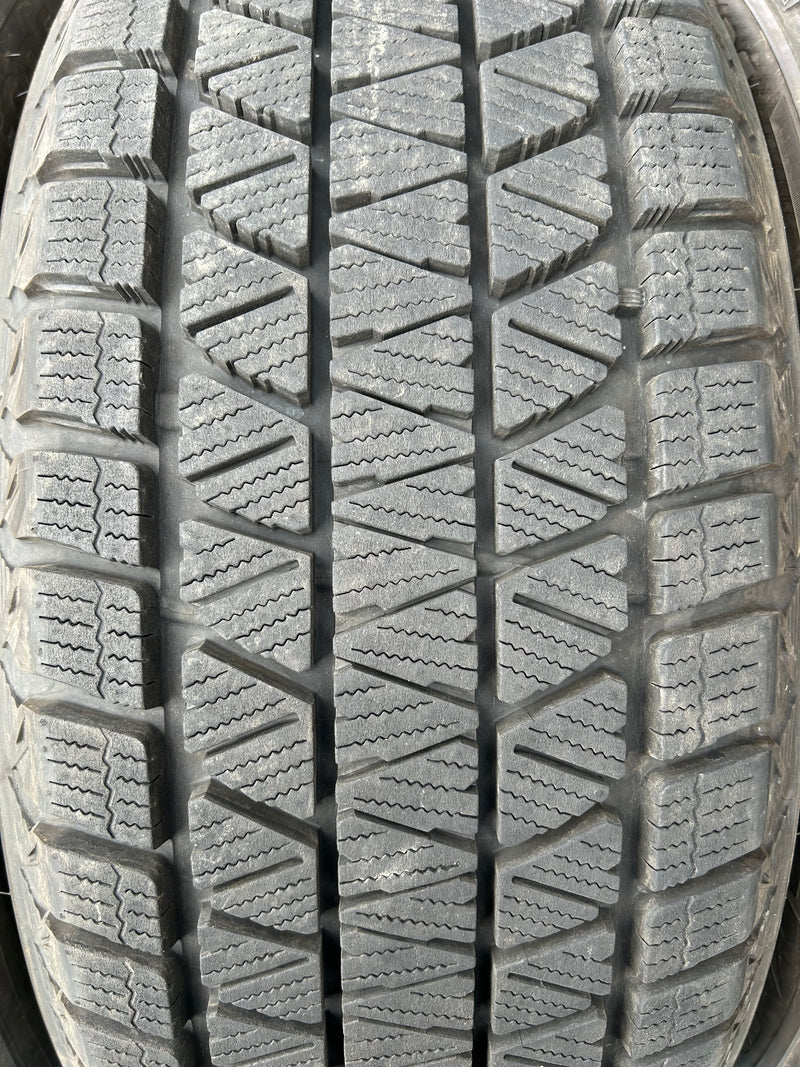 ギャラリービューアに画像をロードする, T-153ブリヂストンブリザック DM-V3235/50R20 スタッドレス