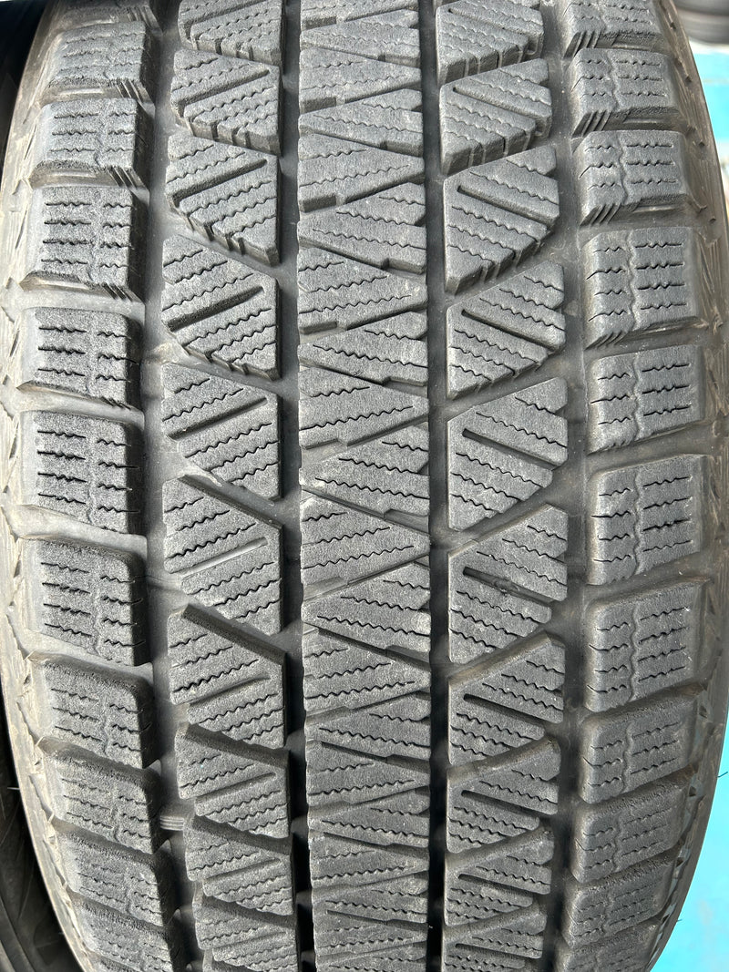 ギャラリービューアに画像をロードする, T-153ブリヂストンブリザック DM-V3235/50R20 スタッドレス