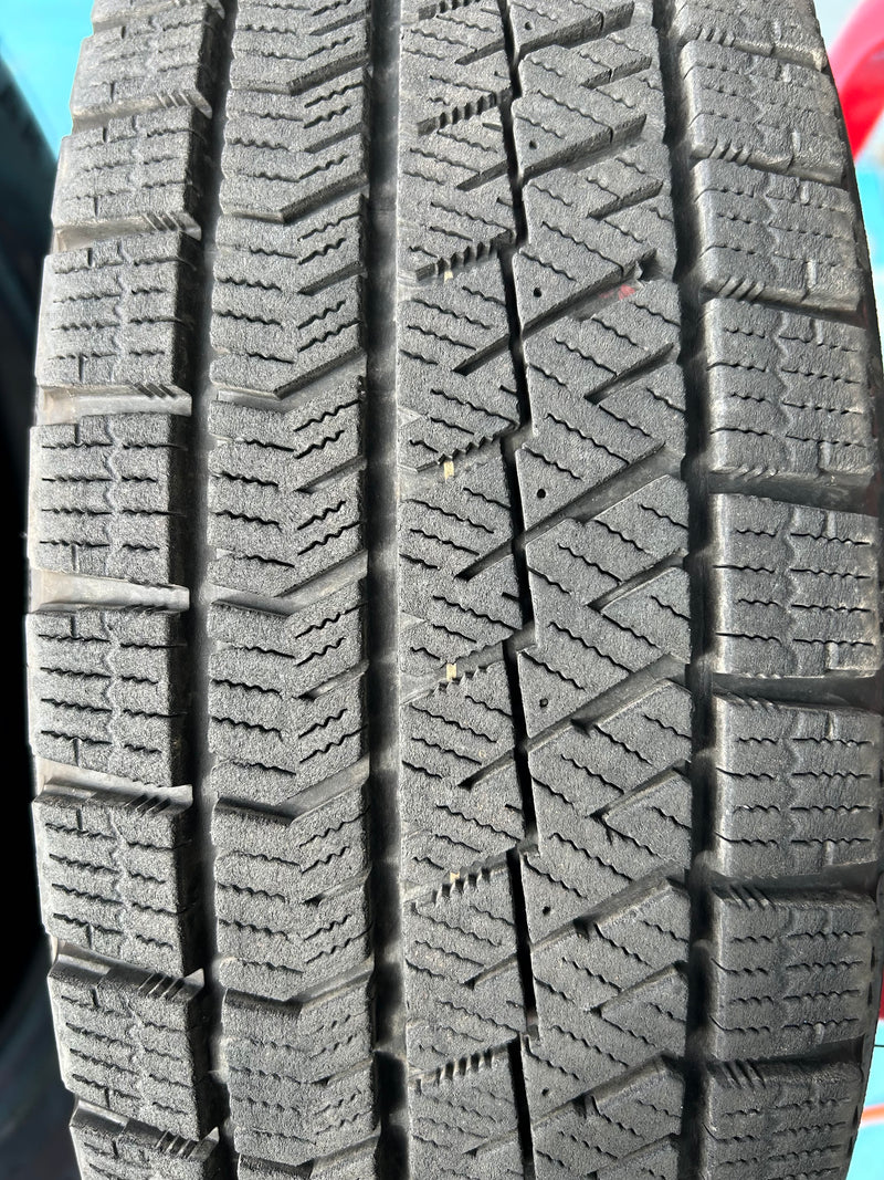 ギャラリービューアに画像をロードする, T-154ブリヂストンブリザック VRX2165/65R15スタッドレス