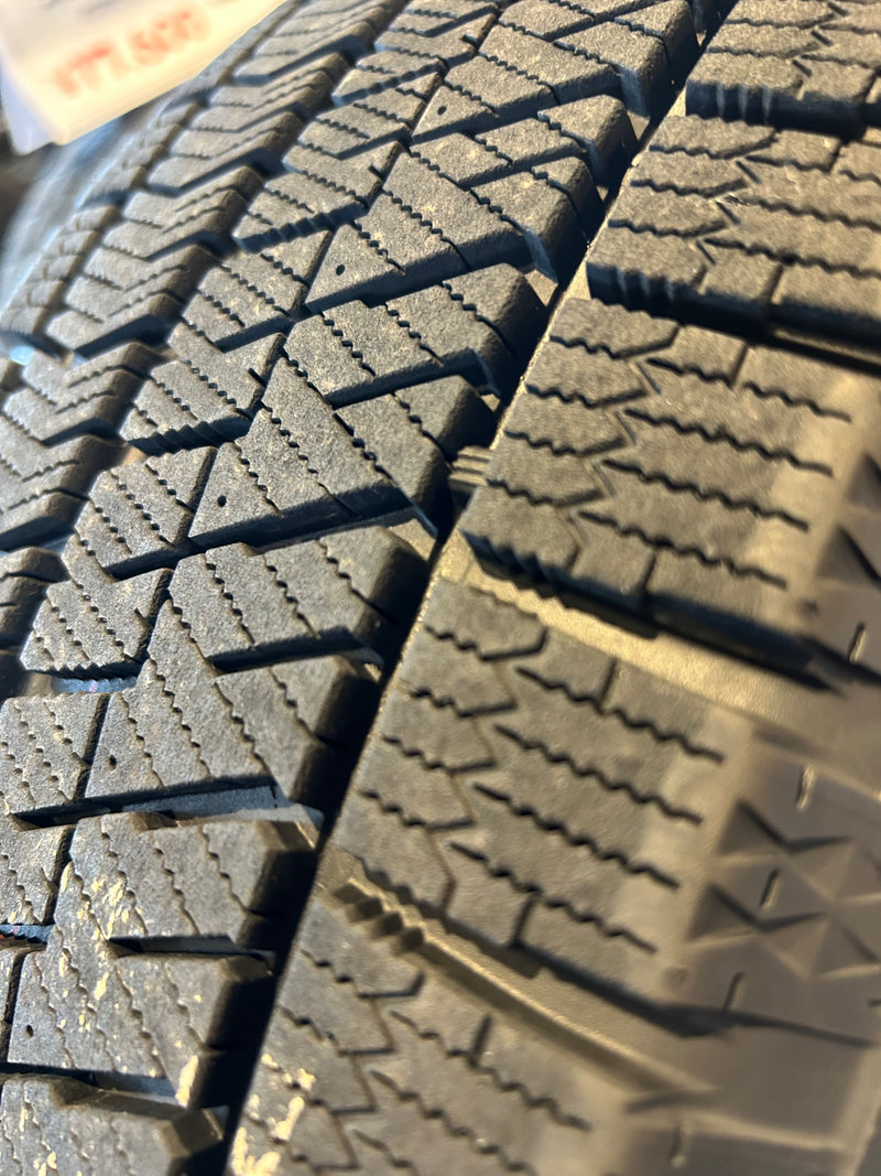 ギャラリービューアに画像をロードする, F16-0047ブリヂストンブリザック VRX2215/60R16スタッドレス