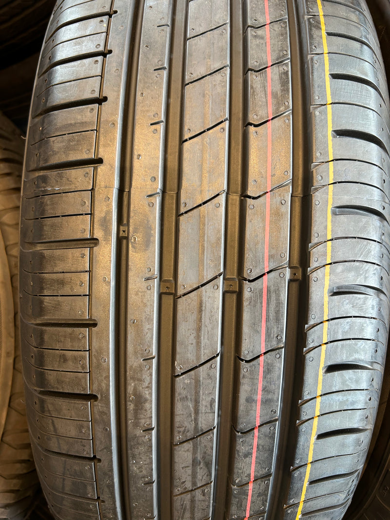 ギャラリービューアに画像をロードする, T-157ハンコックKINERGYエコRV215/60R17 夏タイヤ