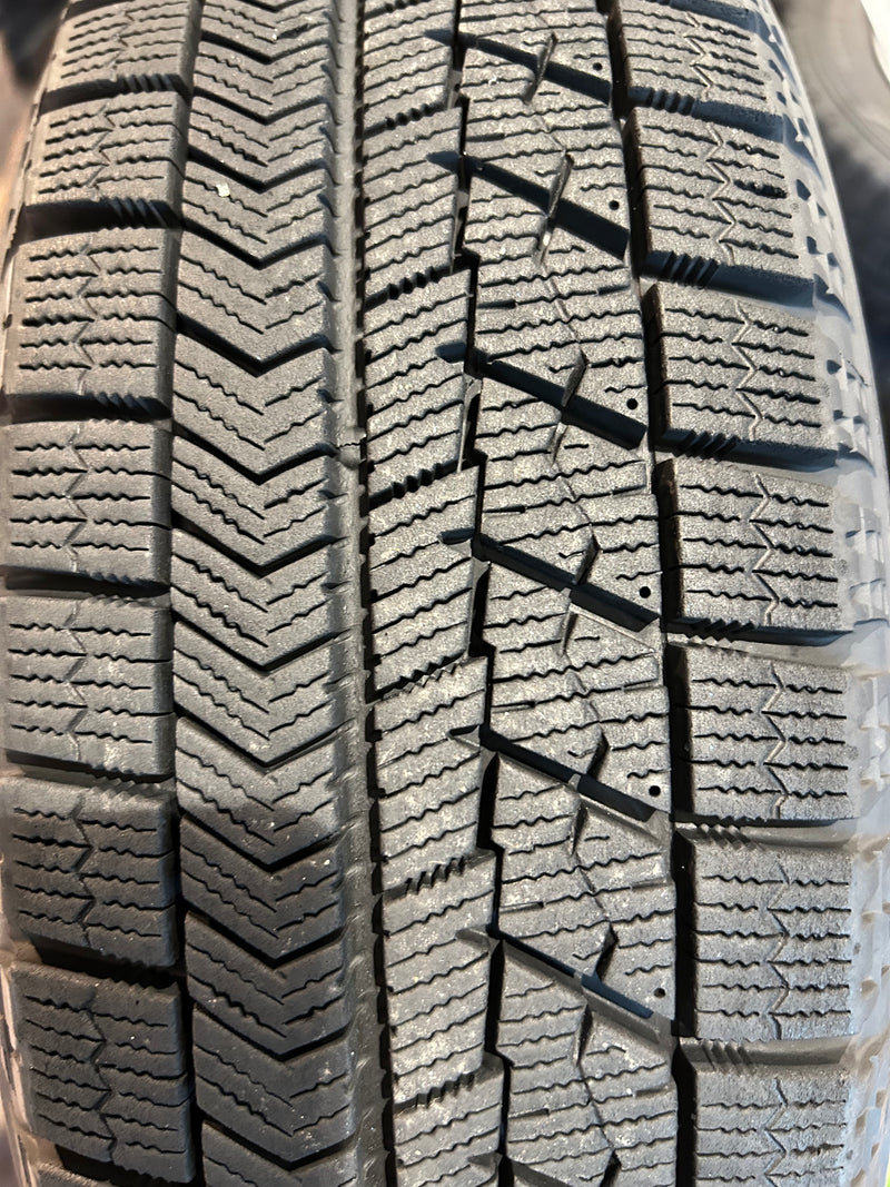 ギャラリービューアに画像をロードする, K15-0034ブリヂストンブリザック VRX165/60R15スタッドレス