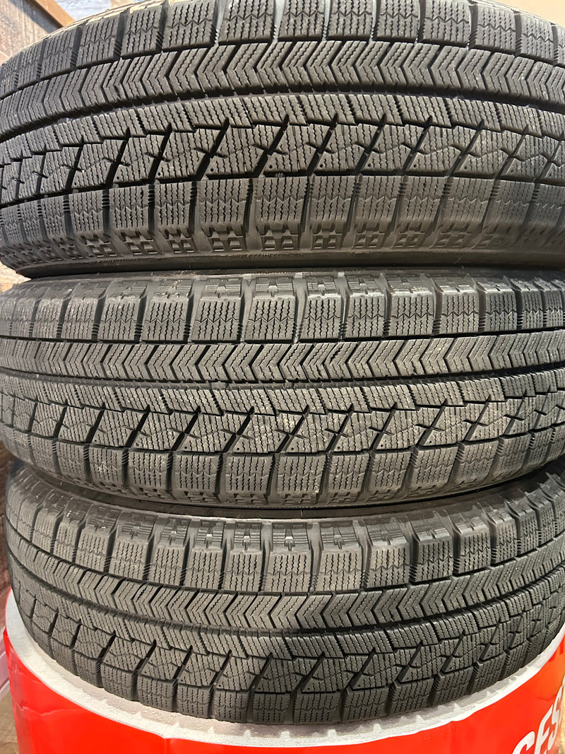 ギャラリービューアに画像をロードする, K15-0034ブリヂストンブリザック VRX165/60R15スタッドレス