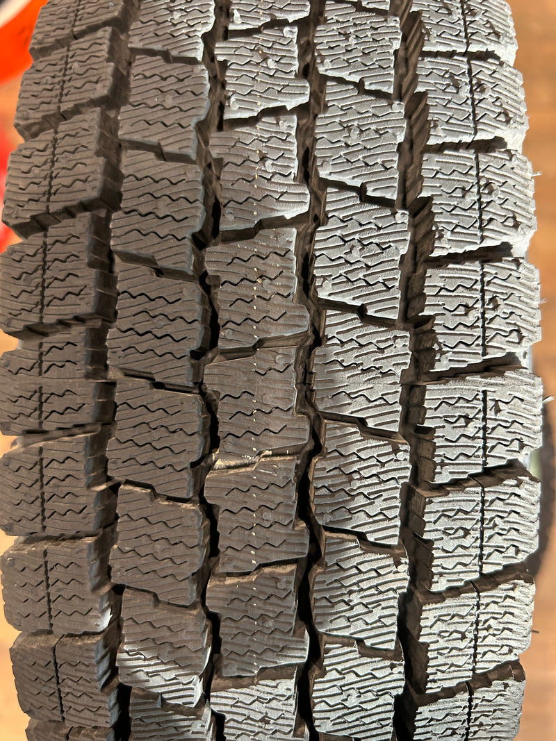 ギャラリービューアに画像をロードする, V-0027グッドイヤーアイスナビ カーゴ145/80R12スタッドレス