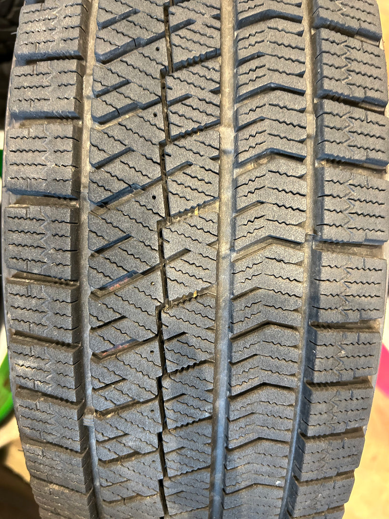 ギャラリービューアに画像をロードする, T-185ブリヂストンブリザック VRX2185/65R15 スタッドレス