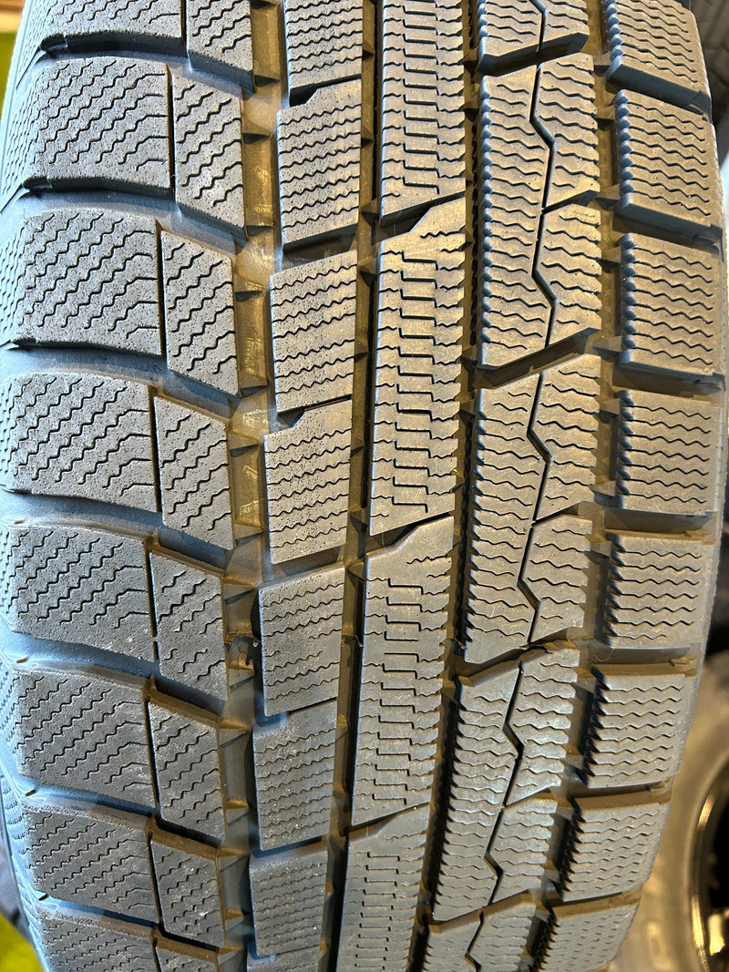 ギャラリービューアに画像をロードする, SUV-0050トーヨートランパスTX225/65R17スタッドレス