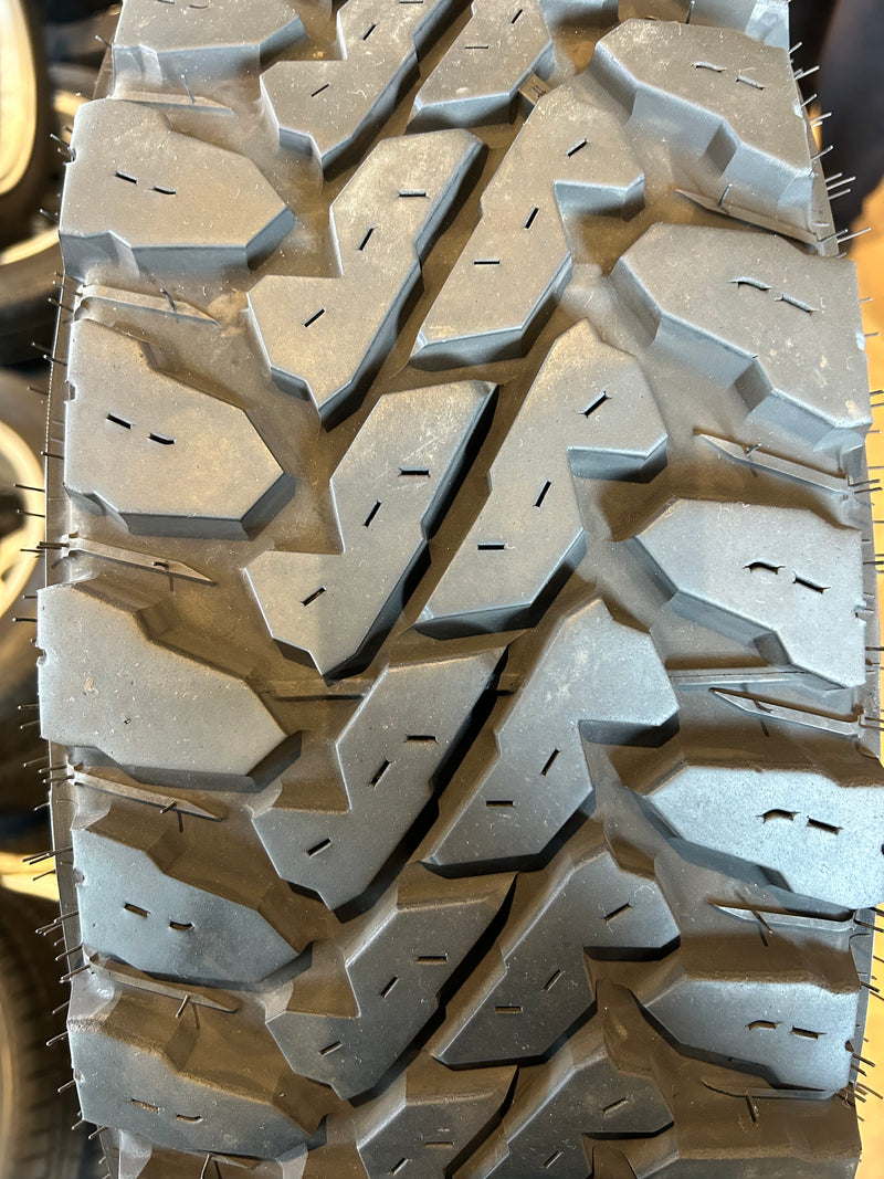 ギャラリービューアに画像をロードする, SUV-0051ヨコハマジオランダーM/T225/65R17夏タイヤ