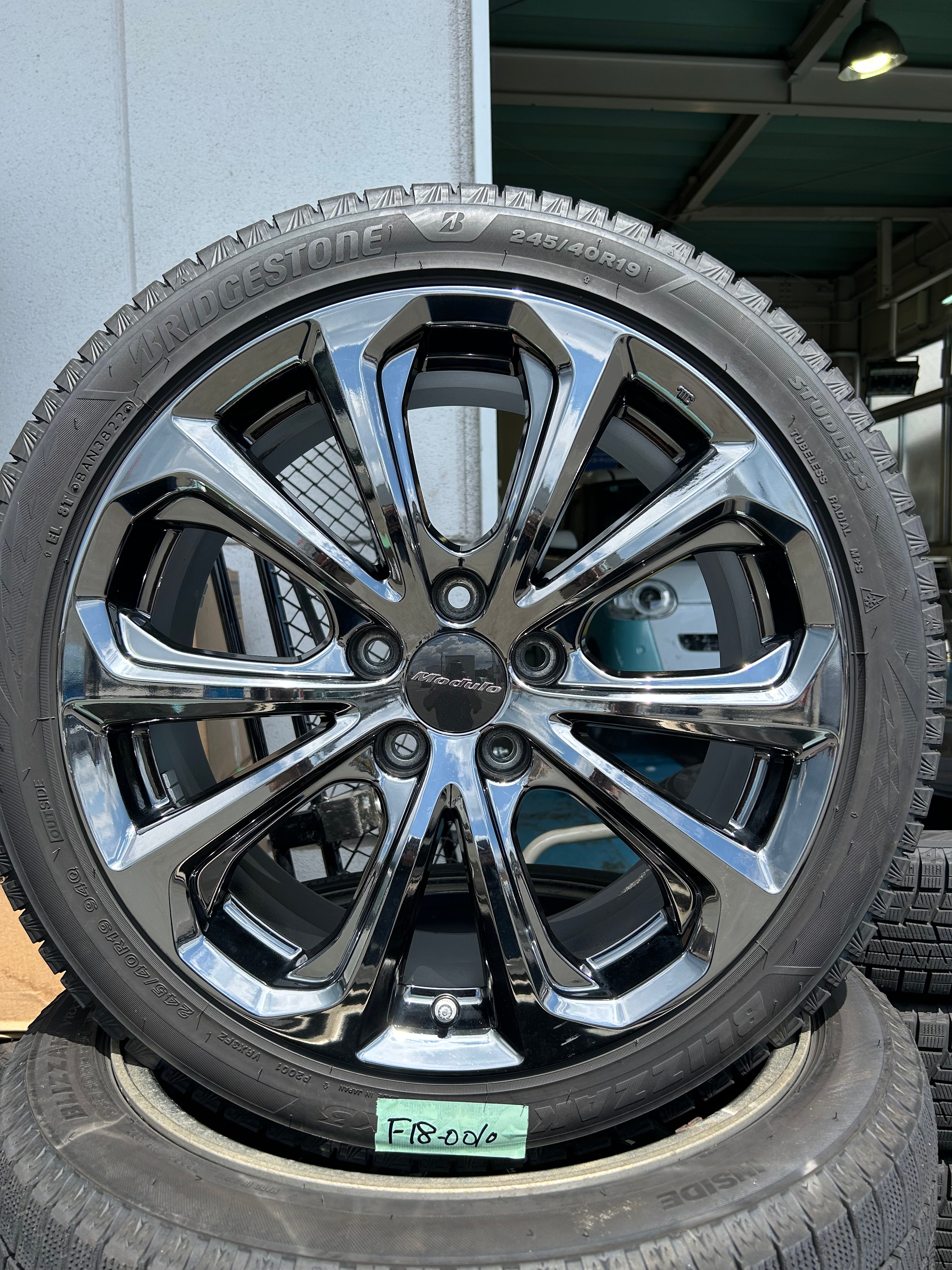 F18-0010ブリヂストンﾌﾞﾘｻﾞｯｸ VRX3商談中245/40R19スタッドレス