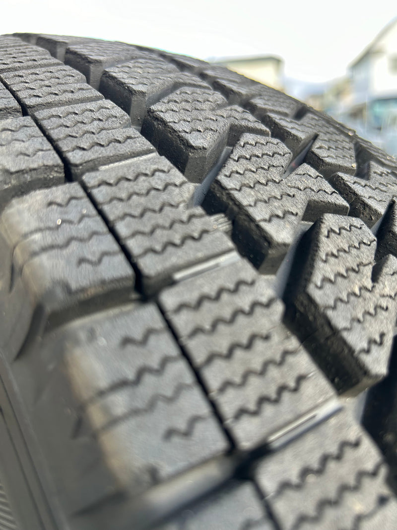 ギャラリービューアに画像をロードする, V-0024 ブリヂストン ブリザック VL10 195/80R15 スタッドレス キャラバン