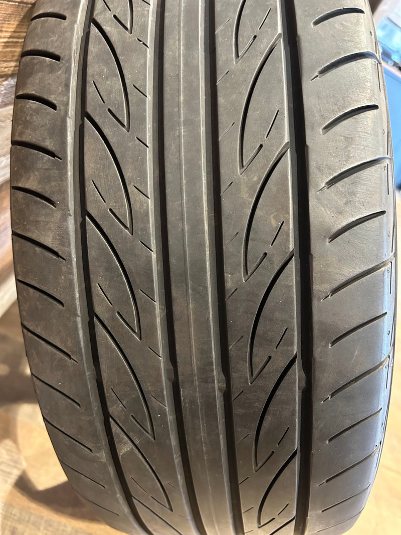 ギャラリービューアに画像をロードする, F17-0005 ヨコハマ ｱﾄﾞﾊﾞﾝ　V701 235/45Ｒ17 夏タイヤ ﾗﾝｻｰｴﾎﾞﾘｭｰｼｮﾝ etc
